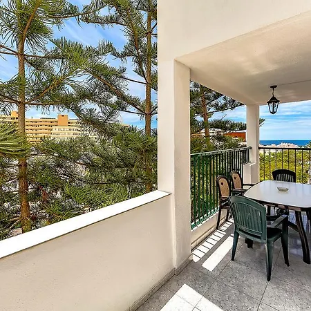 Atamanes Apartamento 아데제